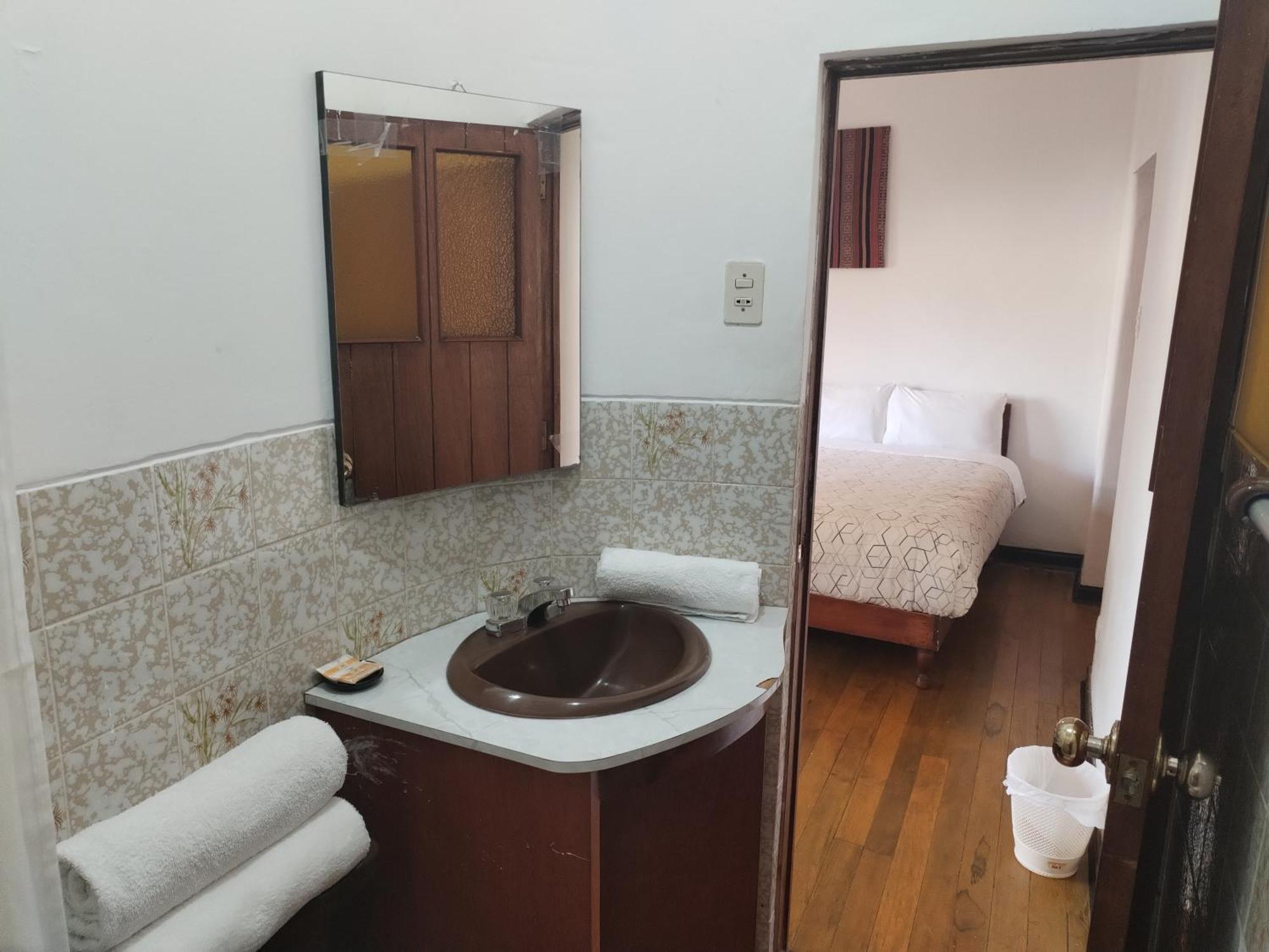 El Jardin De Jeni Hotel Cusco Luaran gambar